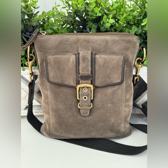 COACH VINTAGE Brown / Taupe Suede Hamilton Crossbody / Slingback Bag - EUC - Picture 2 of 16